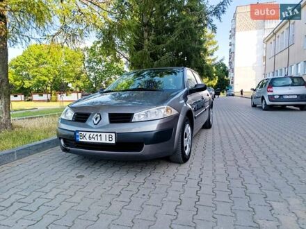 Сірий Рено Меган, об'ємом двигуна 1.6 л та пробігом 272 тис. км за 3699 $, фото 1 на Automoto.ua