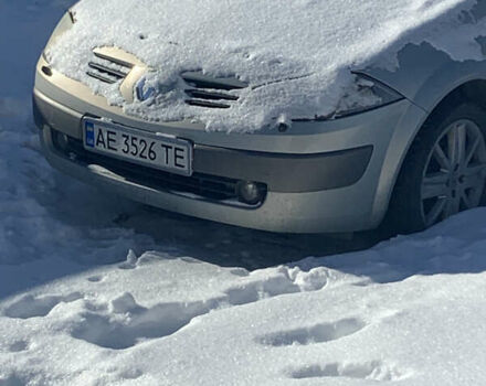 Сірий Рено Меган, об'ємом двигуна 2 л та пробігом 232 тис. км за 3300 $, фото 1 на Automoto.ua