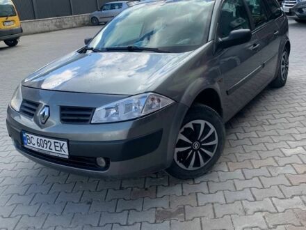 Рено Меган 2004 в Самборе на Automoto.ua Серый Рено Меган, объемом двигателя 1.5 л и пробегом 235 тыс. км за 4300 $, фото 1 на Automoto.ua