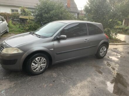 Рено Меган 2004 в Виннице на Automoto.ua Серый Рено Меган, объемом двигателя 1.4 л и пробегом 274 тыс. км за 3000 $, фото 1 на Automoto.ua