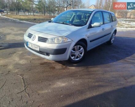 Серый Рено Меган, объемом двигателя 1.6 л и пробегом 218 тыс. км за 3550 $, фото 1 на Automoto.ua