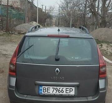 Рено Меган 2004 в Первомайске на Automoto.ua Серый Рено Меган, объемом двигателя 1.5 л и пробегом 200 тыс. км за 4900 $, фото 1 на Automoto.ua