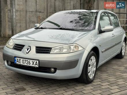 Сірий Рено Меган, об'ємом двигуна 2 л та пробігом 242 тис. км за 4900 $, фото 1 на Automoto.ua