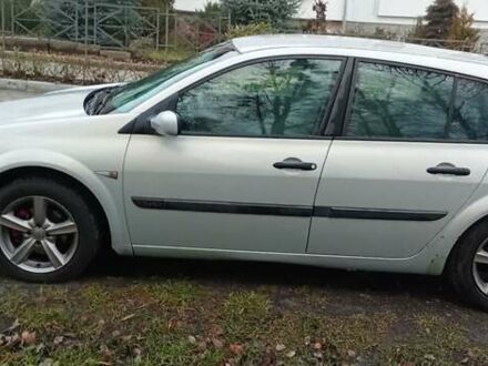 Сірий Рено Меган, об'ємом двигуна 1.87 л та пробігом 239 тис. км за 3000 $, фото 1 на Automoto.ua