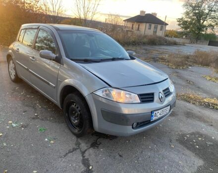 Рено Меган 2004 в Днепре (Днепропетровске) на Automoto.ua Серый Рено Меган, объемом двигателя 1.6 л и пробегом 260 тыс. км за 2300 $, фото 1 на Automoto.ua