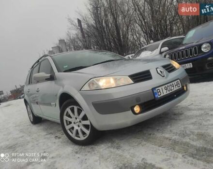 Серый Рено Меган, объемом двигателя 1.6 л и пробегом 220 тыс. км за 3950 $, фото 1 на Automoto.ua