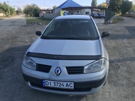 Рено Меган 2004 в Синельниковом на Automoto.ua Серый Рено Меган, объемом двигателя 1.5 л и пробегом 311 тыс. км за 3000 $, фото 1 на Automoto.ua