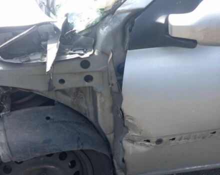 Серый Рено Меган, объемом двигателя 1.6 л и пробегом 300 тыс. км за 1369 $, фото 1 на Automoto.ua