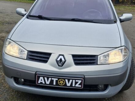 Сірий Рено Меган, об'ємом двигуна 2 л та пробігом 224 тис. км за 5300 $, фото 1 на Automoto.ua