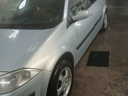 Сірий Рено Меган, об'ємом двигуна 1.46 л та пробігом 320 тис. км за 3500 $, фото 1 на Automoto.ua