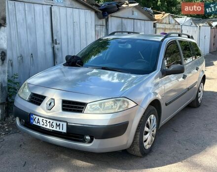 Сірий Рено Меган, об'ємом двигуна 1.5 л та пробігом 350 тис. км за 4600 $, фото 1 на Automoto.ua