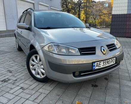 Серый Рено Меган, объемом двигателя 1.6 л и пробегом 220 тыс. км за 3900 $, фото 1 на Automoto.ua
