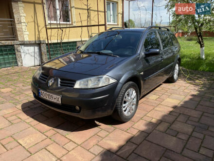 Рено Меган 2004 в Иршава на Automoto.ua Серый Рено Меган, объемом двигателя 1.46 л и пробегом 430 тыс. км за 4800 $, фото 1 на Automoto.ua