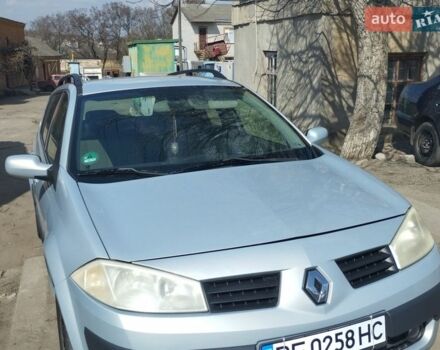 Серый Рено Меган, объемом двигателя 1.6 л и пробегом 278 тыс. км за 4700 $, фото 1 на Automoto.ua