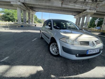 Серый Рено Меган, объемом двигателя 1.9 л и пробегом 2 тыс. км за 3702 $, фото 1 на Automoto.ua