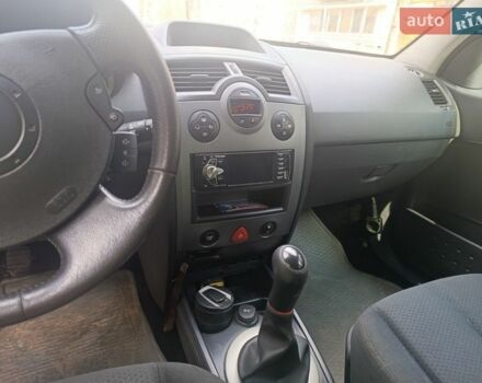 Сірий Рено Меган, об'ємом двигуна 1.6 л та пробігом 250 тис. км за 4900 $, фото 1 на Automoto.ua