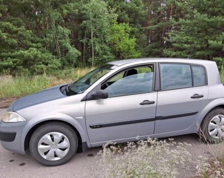 Сірий Рено Меган, об'ємом двигуна 1.4 л та пробігом 215 тис. км за 3600 $, фото 1 на Automoto.ua