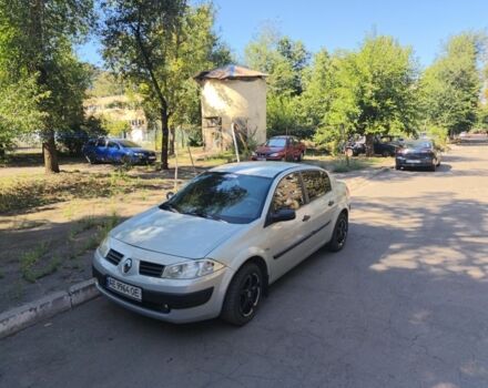 Серый Рено Меган, объемом двигателя 0 л и пробегом 280 тыс. км за 4200 $, фото 1 на Automoto.ua