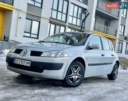 Серый Рено Меган, объемом двигателя 1.6 л и пробегом 235 тыс. км за 2999 $, фото 1 на Automoto.ua