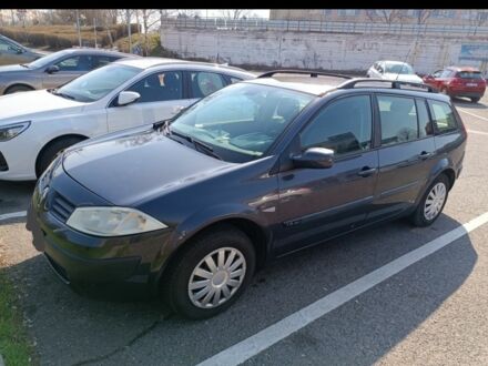 Серый Рено Меган, объемом двигателя 0 л и пробегом 210 тыс. км за 4842 $, фото 1 на Automoto.ua