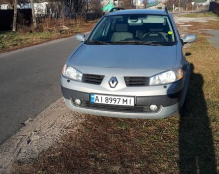 Серый Рено Меган, объемом двигателя 1.6 л и пробегом 216 тыс. км за 3900 $, фото 1 на Automoto.ua