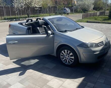 Сірий Рено Меган, об'ємом двигуна 2 л та пробігом 215 тис. км за 4987 $, фото 1 на Automoto.ua