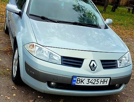 Сірий Рено Меган, об'ємом двигуна 1.6 л та пробігом 256 тис. км за 4500 $, фото 1 на Automoto.ua