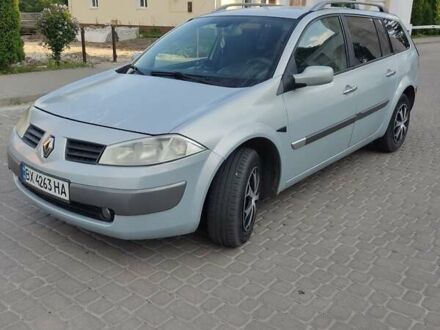 Рено Меган 2004 в Остоге на Automoto.ua Серый Рено Меган, объемом двигателя 1.9 л и пробегом 289 тыс. км за 4300 $, фото 1 на Automoto.ua