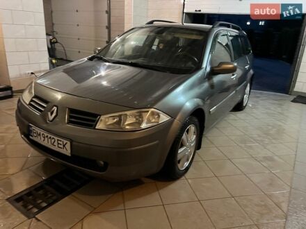 Серый Рено Меган, объемом двигателя 2 л и пробегом 200 тыс. км за 4550 $, фото 1 на Automoto.ua