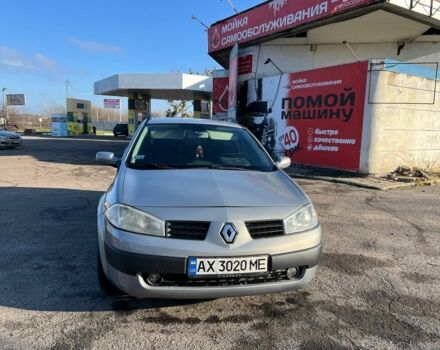 Серый Рено Меган, объемом двигателя 1.4 л и пробегом 300 тыс. км за 3600 $, фото 1 на Automoto.ua