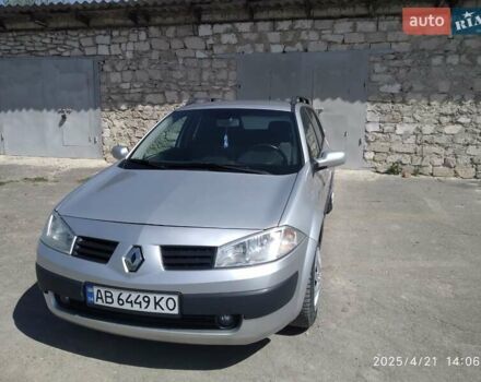 Серый Рено Меган, объемом двигателя 1.6 л и пробегом 229 тыс. км за 5000 $, фото 1 на Automoto.ua