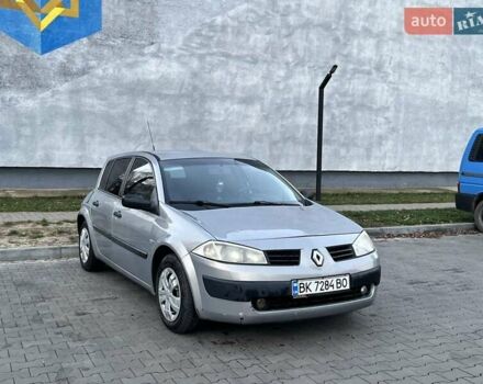 Серый Рено Меган, объемом двигателя 1.4 л и пробегом 235 тыс. км за 3100 $, фото 1 на Automoto.ua