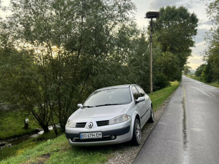 Серый Рено Меган, объемом двигателя 1.6 л и пробегом 246 тыс. км за 4100 $, фото 1 на Automoto.ua