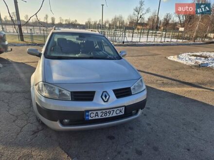 Рено Меган 2005 у Черкасах на Automoto.ua Сірий Рено Меган, об'ємом двигуна 1.6 л та пробігом 200 тис. км за 5500 $, фото 1 на Automoto.ua