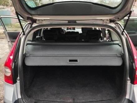 Серый Рено Меган, объемом двигателя 1.6 л и пробегом 250 тыс. км за 5819 $, фото 1 на Automoto.ua