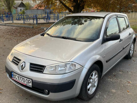 Сірий Рено Меган, об'ємом двигуна 1.46 л та пробігом 274 тис. км за 3900 $, фото 1 на Automoto.ua