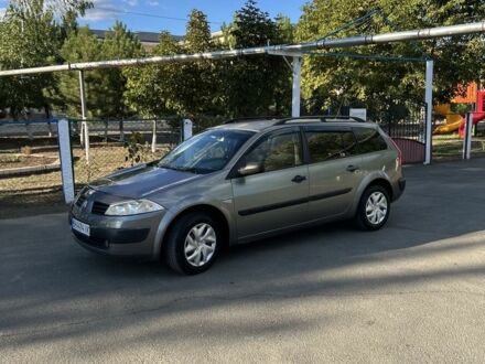 Сірий Рено Меган, об'ємом двигуна 1.5 л та пробігом 260 тис. км за 3950 $, фото 1 на Automoto.ua