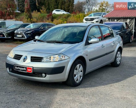Рено Меган 2005 в Виннице на Automoto.ua Серый Рено Меган, объемом двигателя 1.6 л и пробегом 132 тыс. км за 4780 $, фото 1 на Automoto.ua