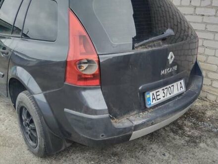 Рено Меган 2005 в Павлограде на Automoto.ua Серый Рено Меган, объемом двигателя 0 л и пробегом 250 тыс. км за 1500 $, фото 1 на Automoto.ua