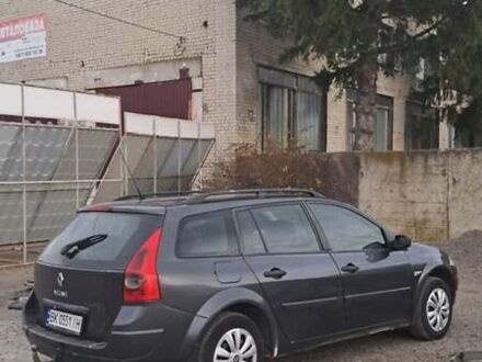 Сірий Рено Меган, об'ємом двигуна 1.46 л та пробігом 300 тис. км за 3299 $, фото 1 на Automoto.ua