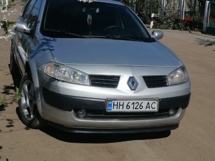 Рено Меган 2005 в Ананьеве на Automoto.ua Серый Рено Меган, объемом двигателя 1 л и пробегом 273 тыс. км за 4500 $, фото 1 на Automoto.ua