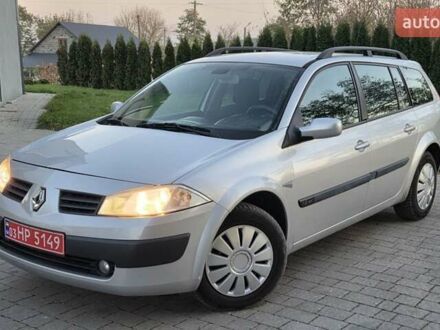 Рено Меган 2005 в Бучаче на Automoto.ua Серый Рено Меган, объемом двигателя 1.6 л и пробегом 223 тыс. км за 4399 $, фото 1 на Automoto.ua