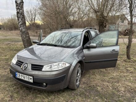Рено Меган 2005 в Чернигове на Automoto.ua Серый Рено Меган, объемом двигателя 1.6 л и пробегом 232 тыс. км за 5300 $, фото 1 на Automoto.ua