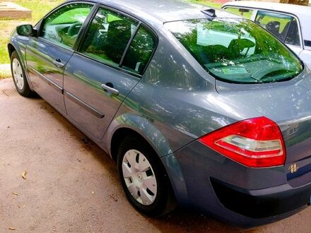 Серый Рено Меган, объемом двигателя 1.4 л и пробегом 118 тыс. км за 3999 $, фото 1 на Automoto.ua