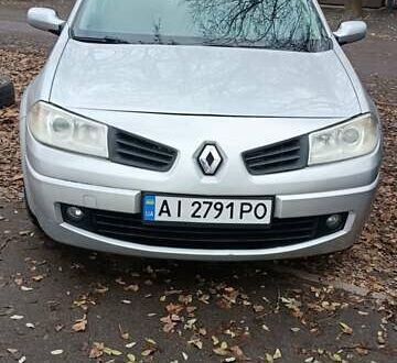 Серый Рено Меган, объемом двигателя 1.6 л и пробегом 223 тыс. км за 5800 $, фото 1 на Automoto.ua