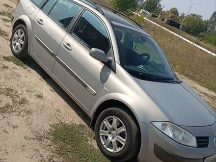 Рено Меган 2005 у Городне на Automoto.ua Сірий Рено Меган, об'ємом двигуна 1.6 л та пробігом 250 тис. км за 4500 $, фото 1 на Automoto.ua