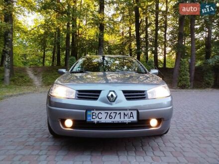 Серый Рено Меган, объемом двигателя 1.6 л и пробегом 315 тыс. км за 6500 $, фото 1 на Automoto.ua