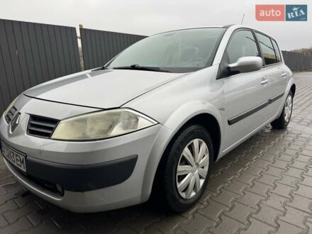 Серый Рено Меган, объемом двигателя 1.6 л и пробегом 237 тыс. км за 3800 $, фото 1 на Automoto.ua