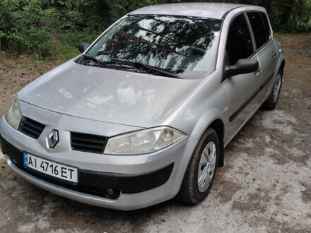 Рено Меган 2005 в Черкассах на Automoto.ua Серый Рено Меган, объемом двигателя 1.5 л и пробегом 387 тыс. км за 4299 $, фото 1 на Automoto.ua