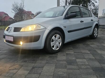 Серый Рено Меган, объемом двигателя 1.6 л и пробегом 238 тыс. км за 4350 $, фото 1 на Automoto.ua